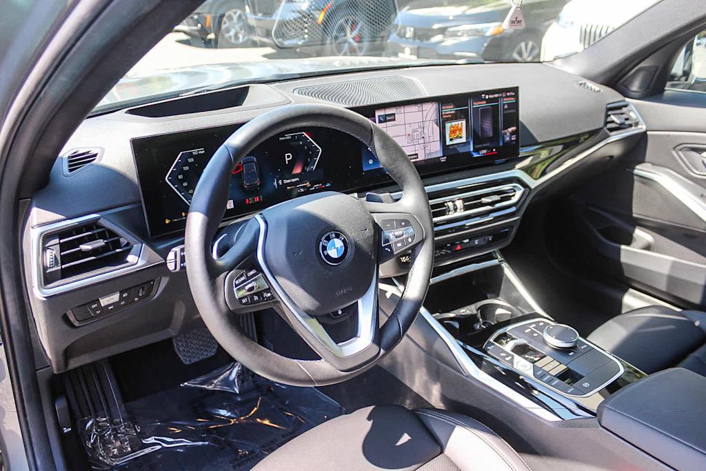 Thumbnail: 2023 BMW 3 Series - 13