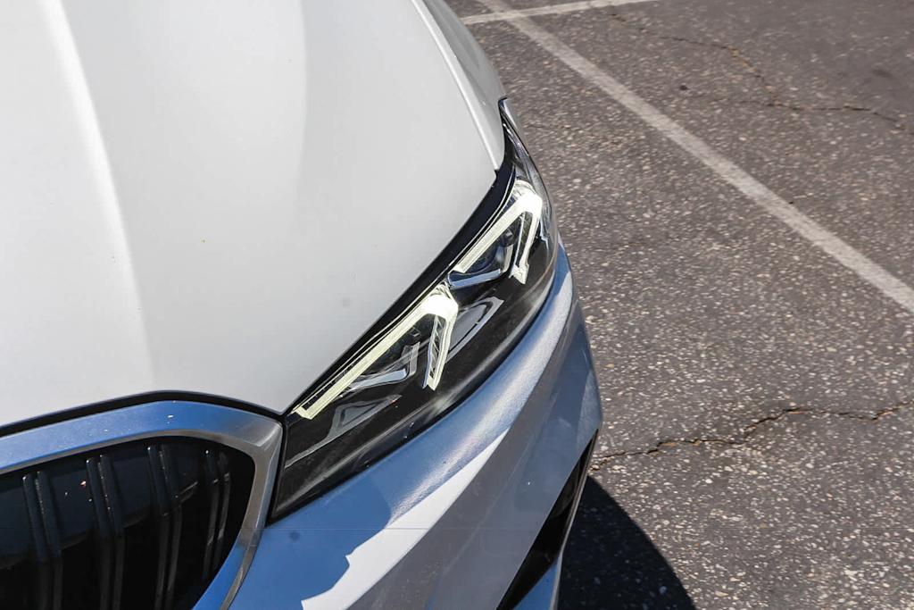 Thumbnail: 2023 BMW 3 Series - 6