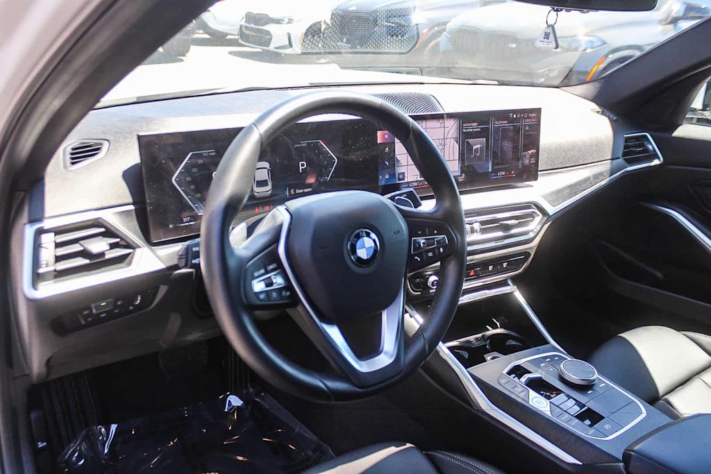 Thumbnail: 2023 BMW 3 Series - 13