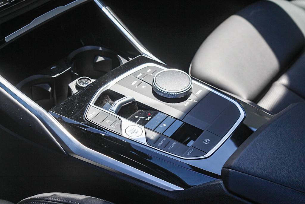Thumbnail: 2023 BMW 3 Series - 14