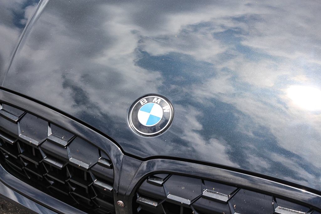 Thumbnail: 2025 BMW 3 Series - 21