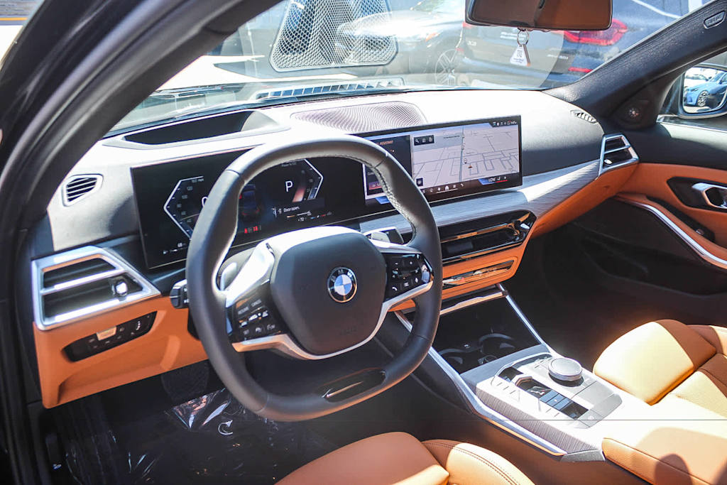 Thumbnail: 2026 BMW 3 Series - 12