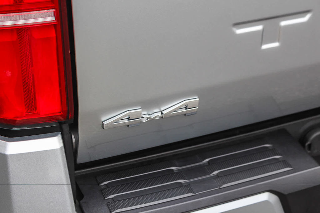 Thumbnail: 2024 Toyota Tacoma - 27