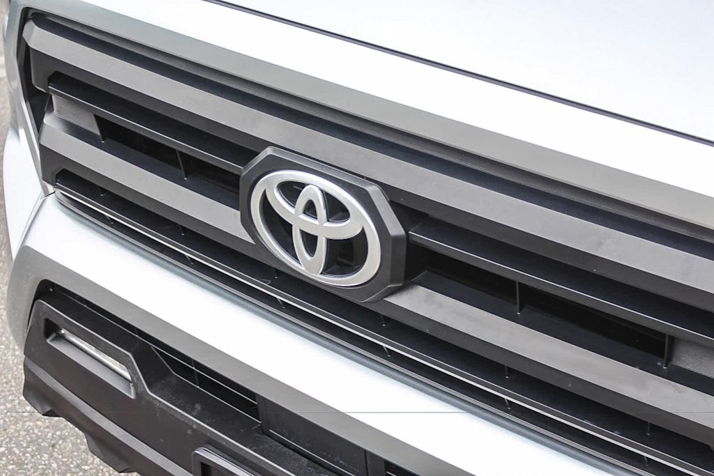 Thumbnail: 2024 Toyota Tacoma - 21