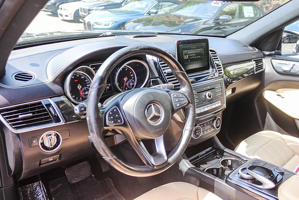 Thumbnail: 2017 Mercedes-Benz GLS - 12