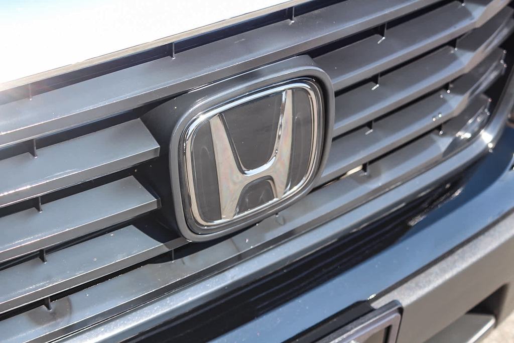 Thumbnail: 2023 Honda Ridgeline - 6