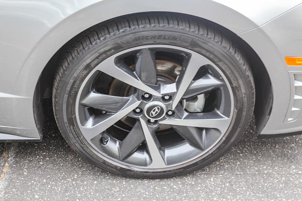 Thumbnail: 2021 Hyundai Sonata - 23