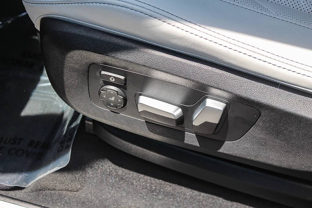 Thumbnail: 2026 BMW X5 - 25