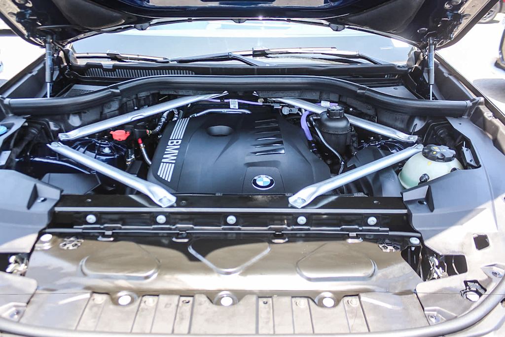 Thumbnail: 2026 BMW X5 - 8