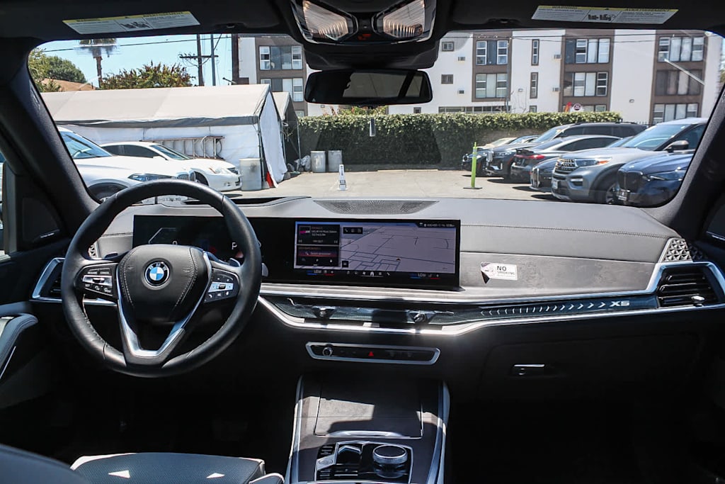 Thumbnail: 2026 BMW X5 - 2
