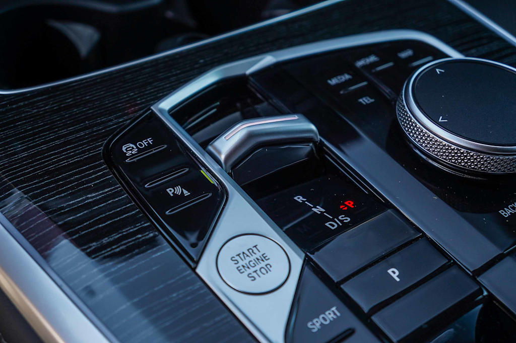 Thumbnail: 2026 BMW X5 - 27
