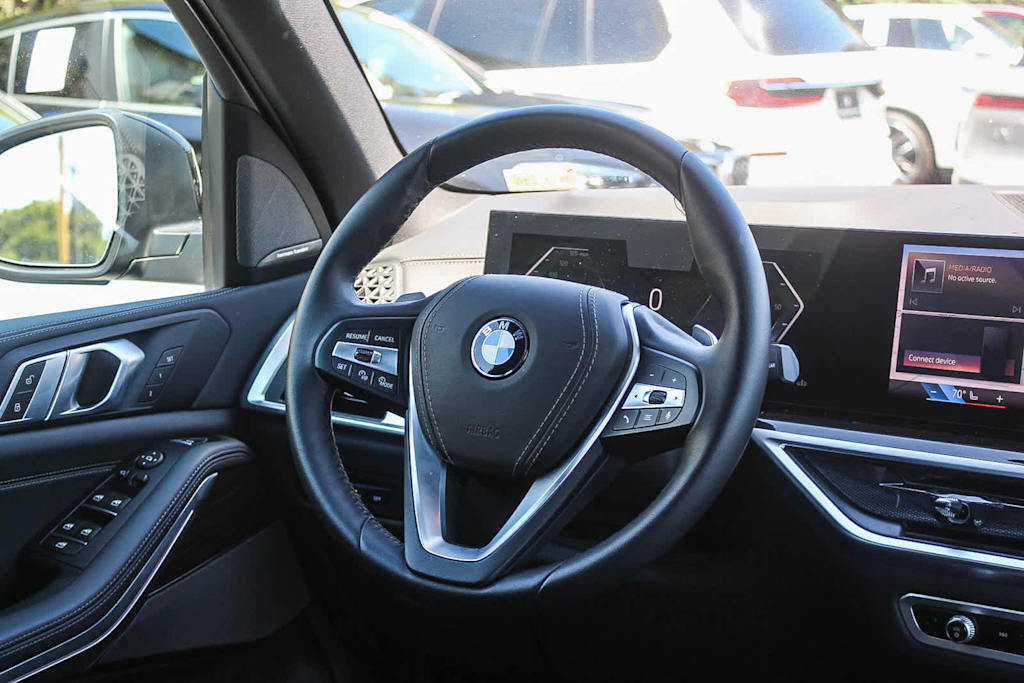 Thumbnail: 2026 BMW X5 - 9