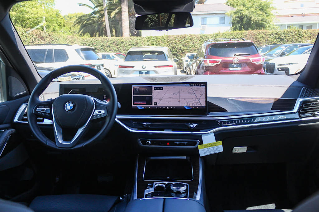 Thumbnail: 2026 BMW X5 - 2