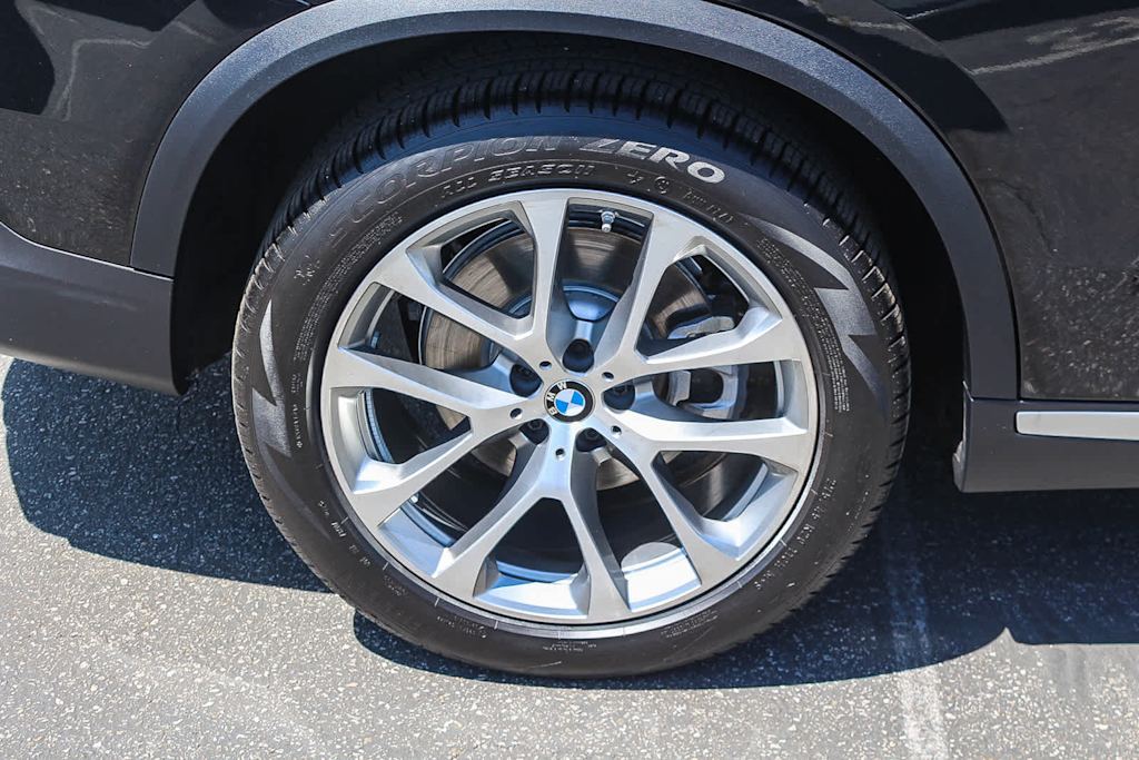 Thumbnail: 2026 BMW X5 - 7