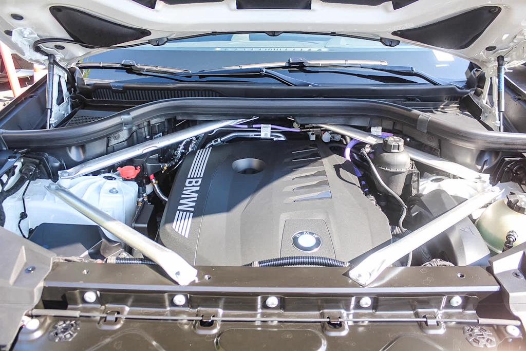 Thumbnail: 2026 BMW X5 - 28