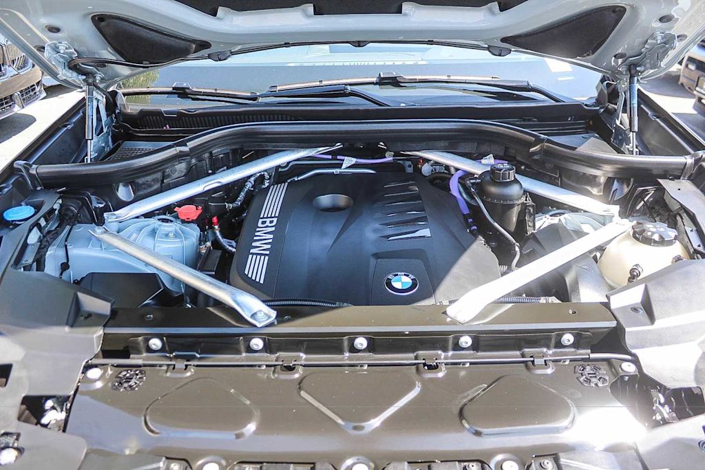Thumbnail: 2025 BMW X5 - 8