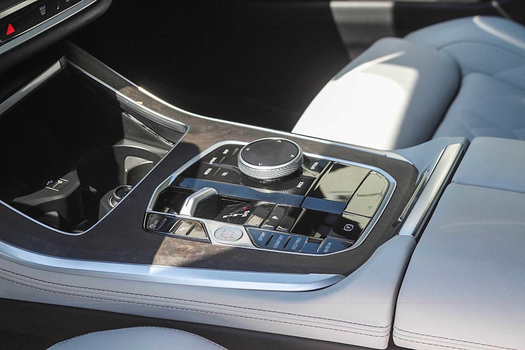 Thumbnail: 2025 BMW X5 - 14