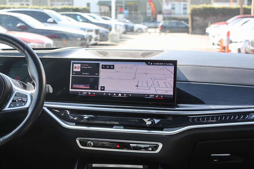 Thumbnail: 2024 BMW X7 - 14