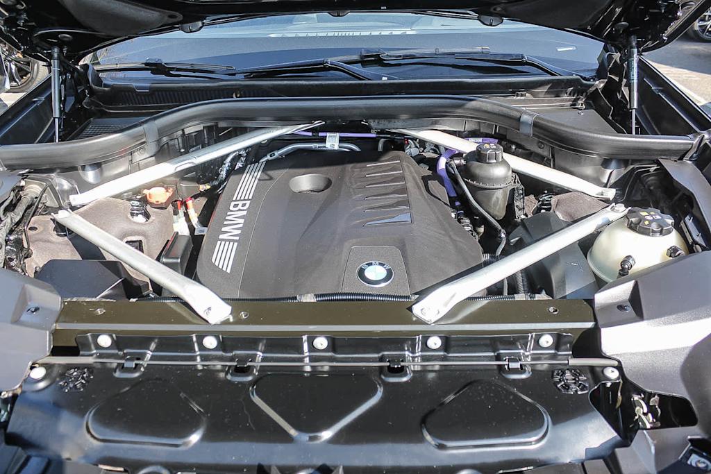 Thumbnail: 2024 BMW X7 - 8