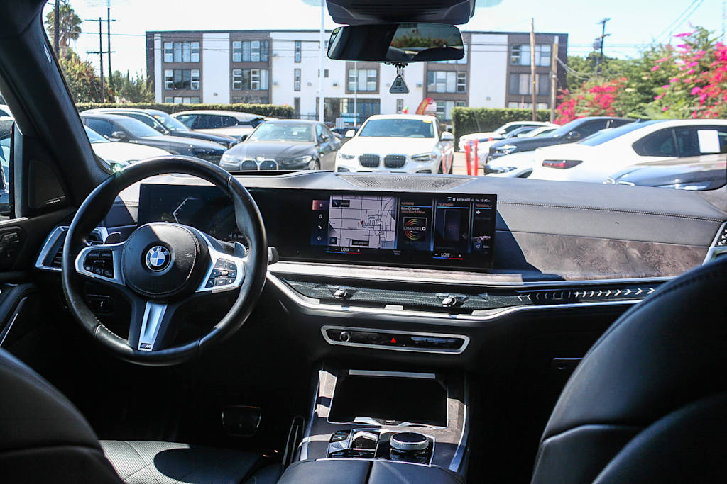Thumbnail: 2023 BMW X7 - 2