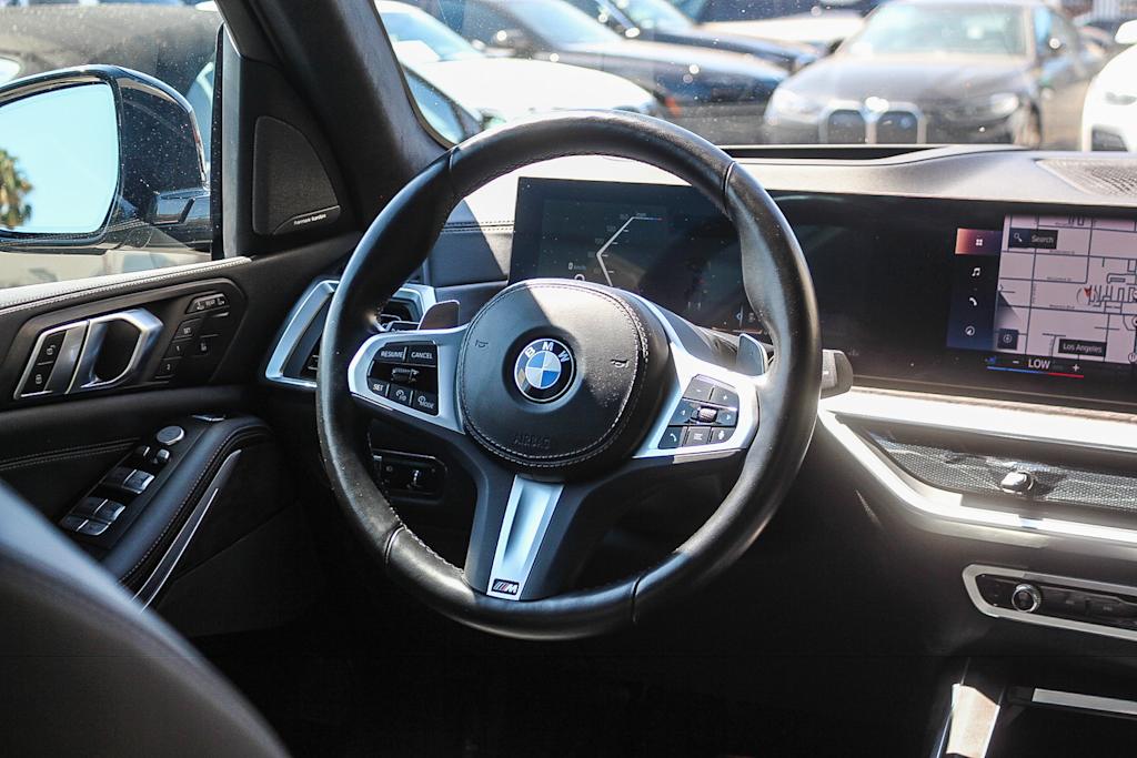Thumbnail: 2023 BMW X7 - 9