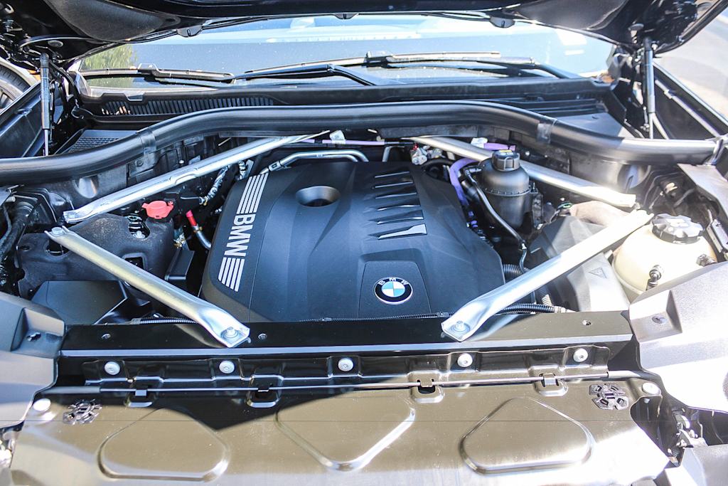 Thumbnail: 2023 BMW X7 - 8