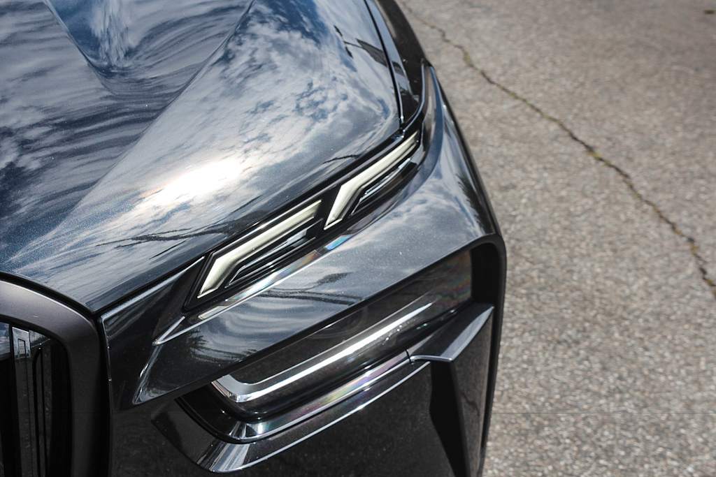 Thumbnail: 2024 BMW X7 - 22