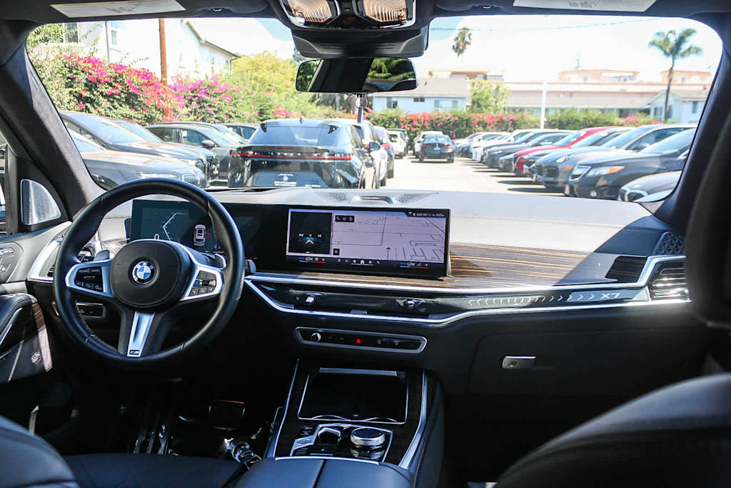 Thumbnail: 2024 BMW X7 - 2