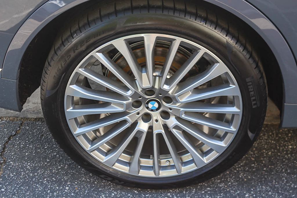Thumbnail: 2024 BMW X7 - 7