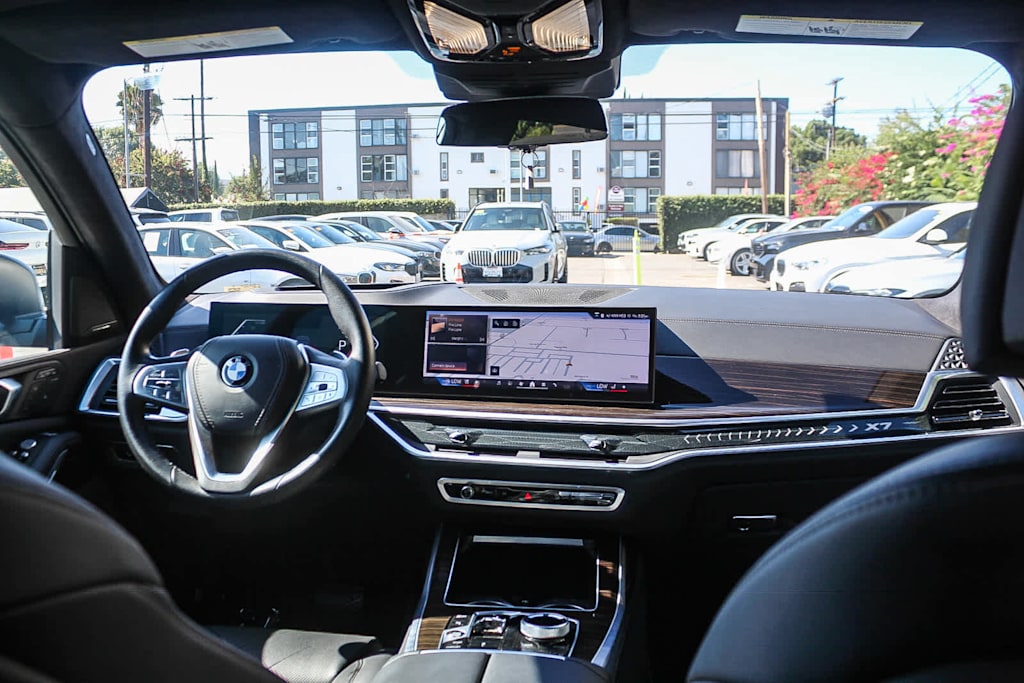 Thumbnail: 2024 BMW X7 - 2