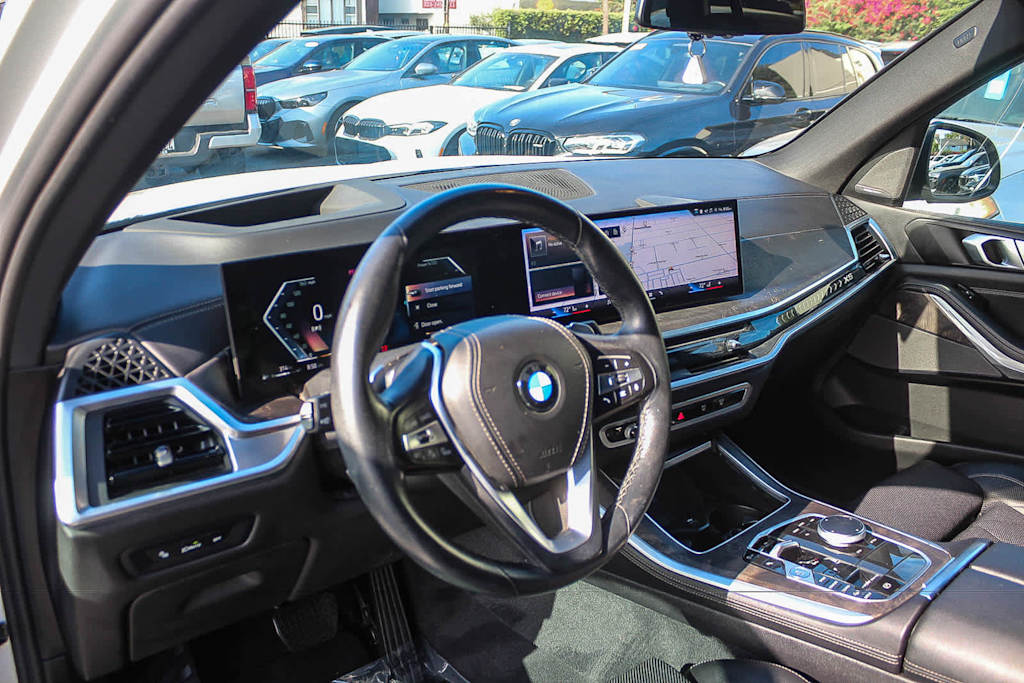 Thumbnail: 2024 BMW X5 - 13