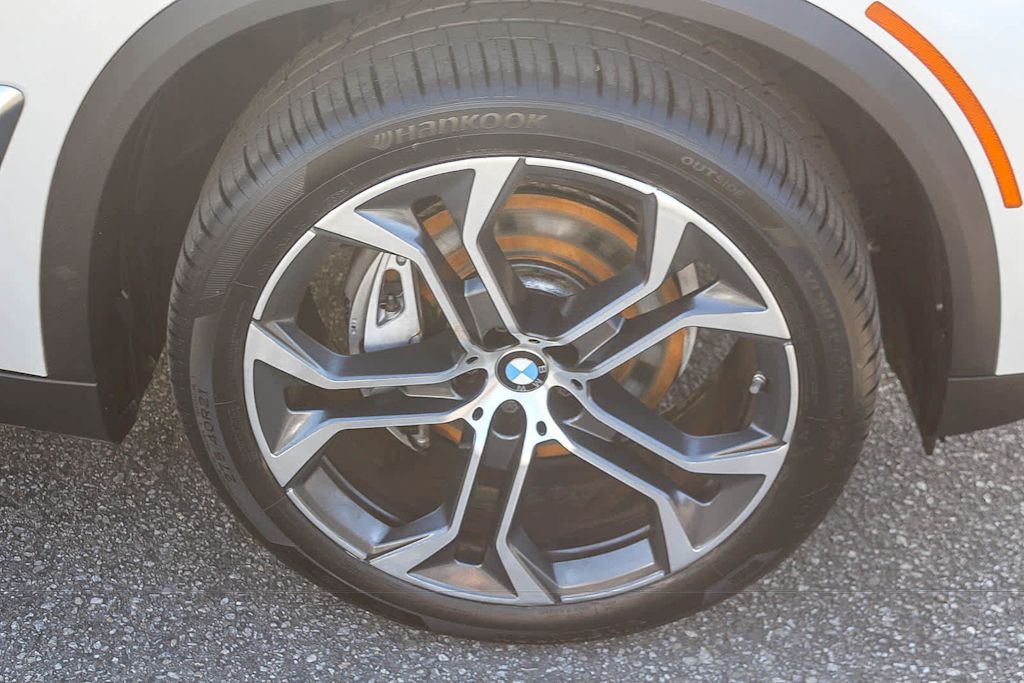 Thumbnail: 2024 BMW X5 - 22