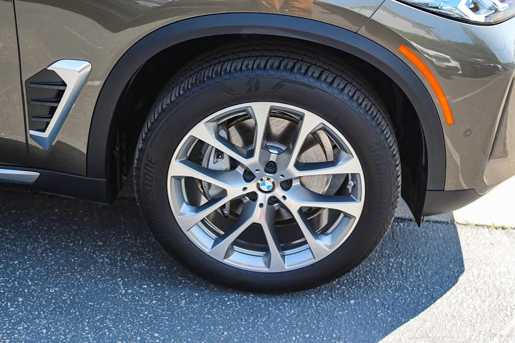 2024 BMW X5 xDrive40i 21