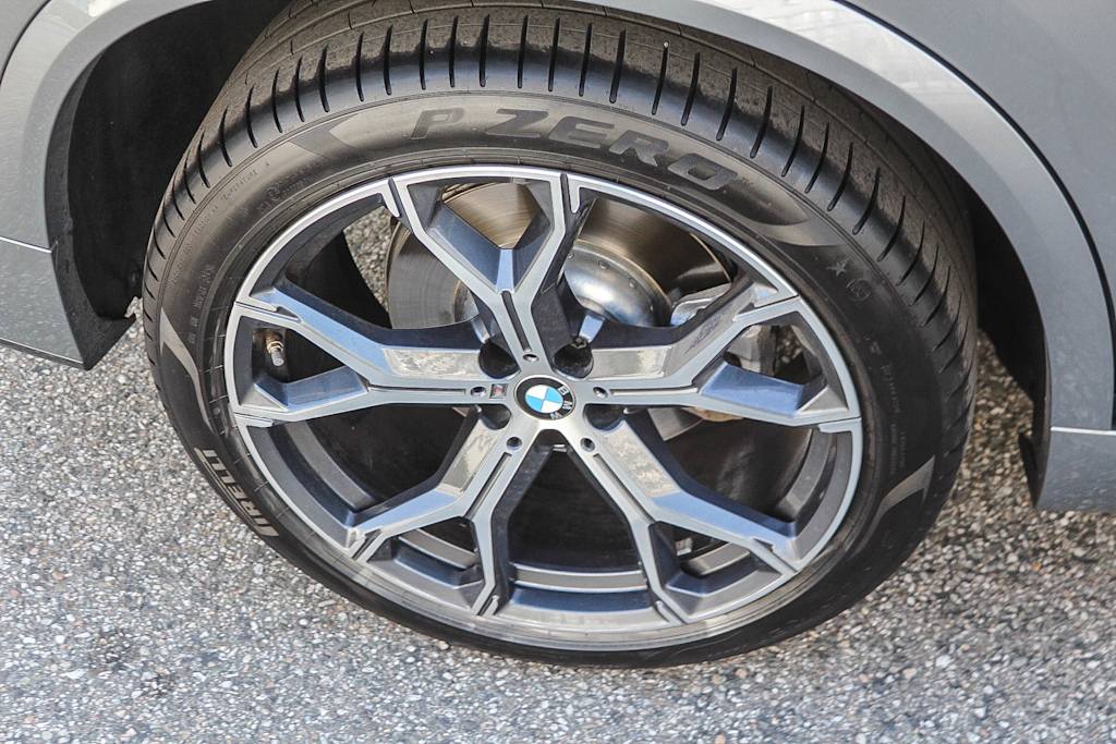 Thumbnail: 2026 BMW X5 - 7