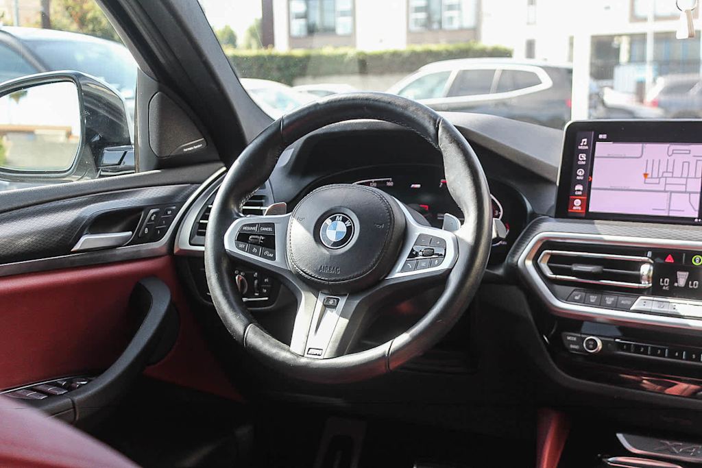 Thumbnail: 2023 BMW X4 - 9