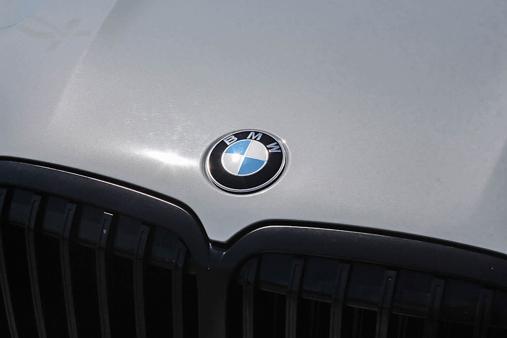 Thumbnail: 2024 BMW X7 - 21