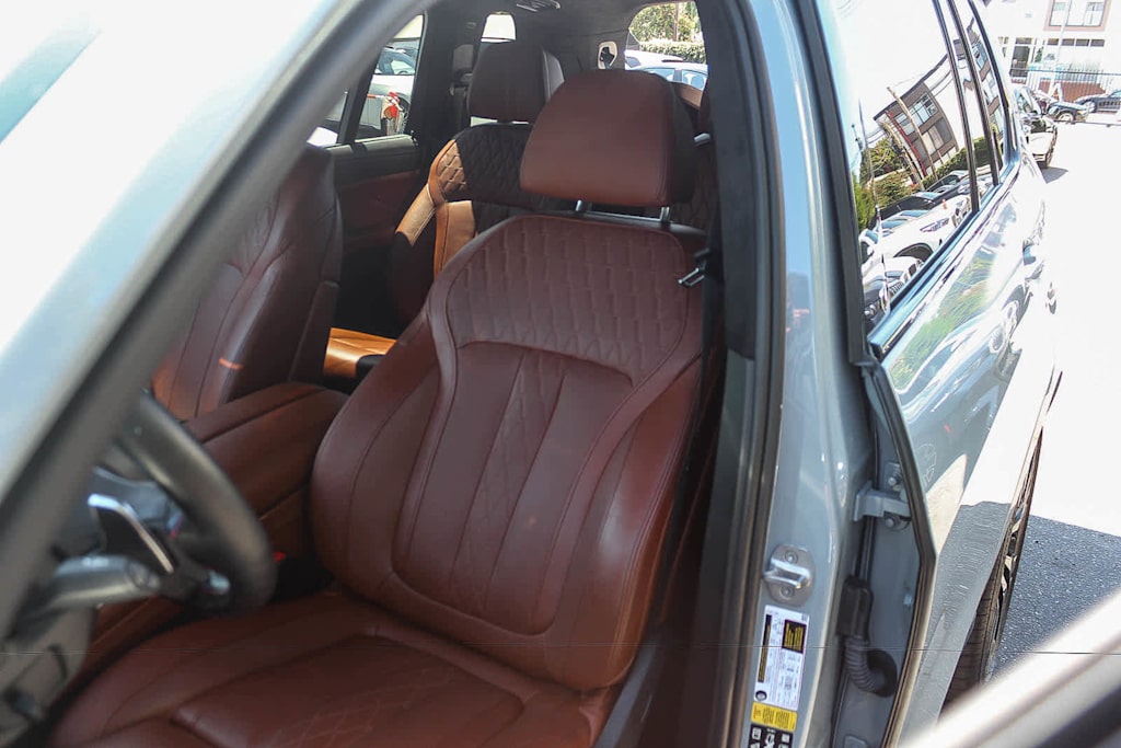 Thumbnail: 2024 BMW X7 - 10