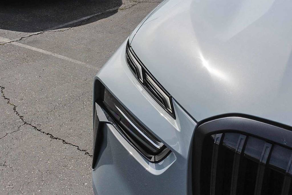 Thumbnail: 2025 BMW X7 - 6