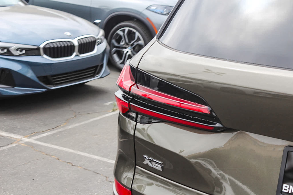 Thumbnail: 2024 BMW X5 - 20