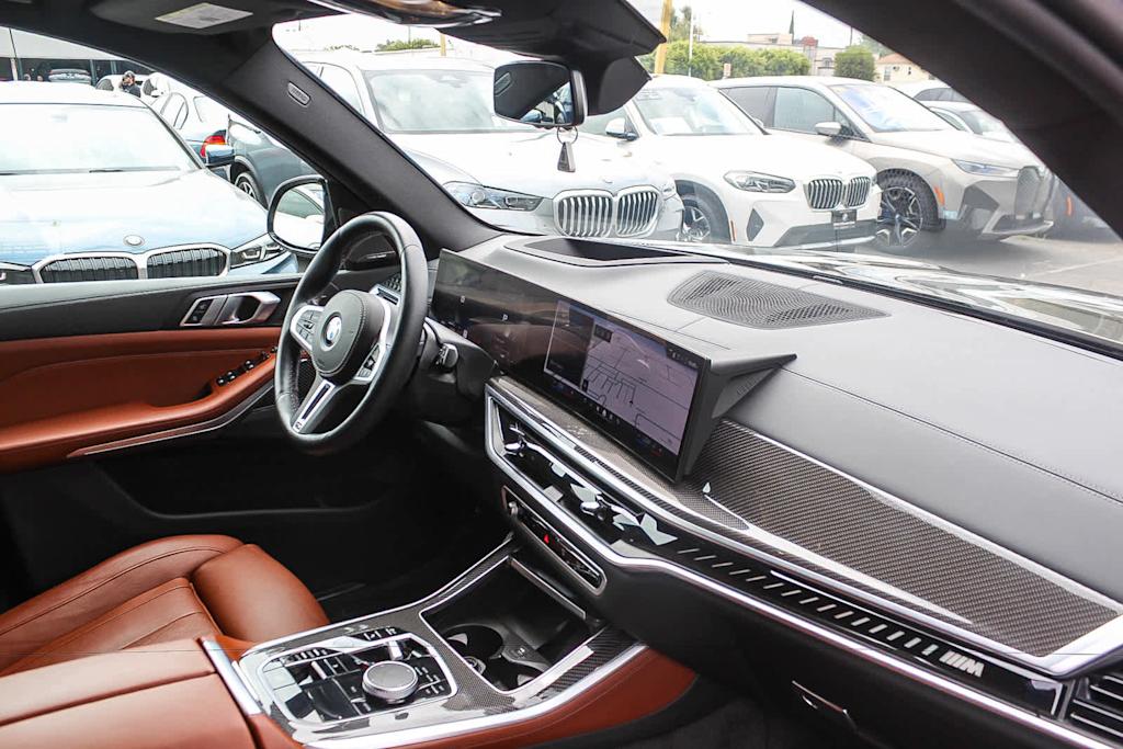 Thumbnail: 2024 BMW X5 - 11