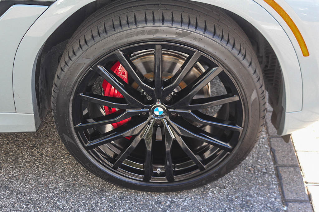 Thumbnail: 2024 BMW X6 - 21