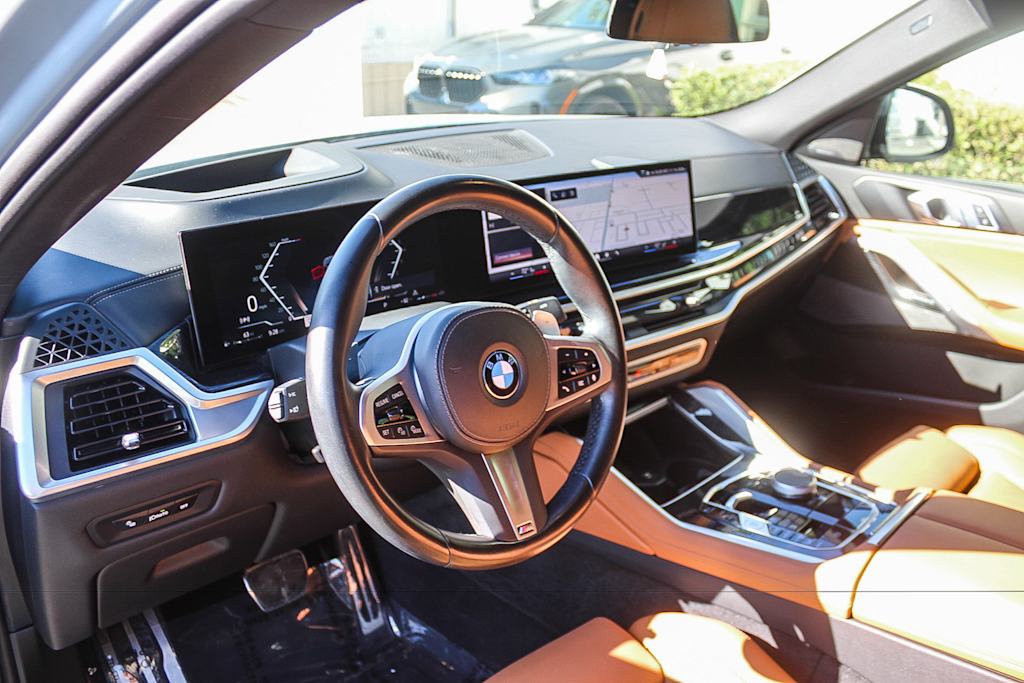 Thumbnail: 2024 BMW X6 - 12