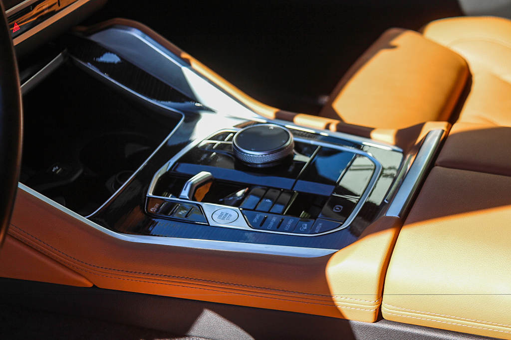 Thumbnail: 2024 BMW X6 - 14