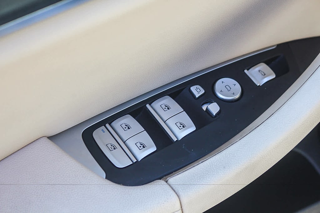 Thumbnail: 2024 BMW X3 - 23