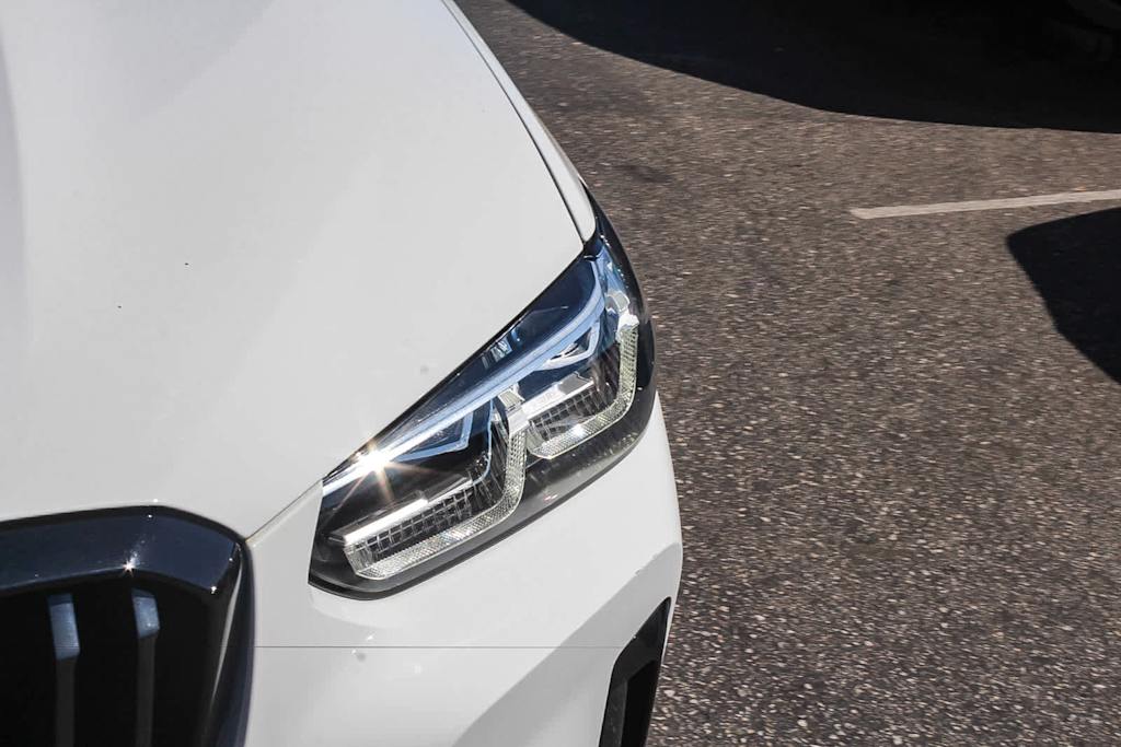 Thumbnail: 2023 BMW X3 - 21