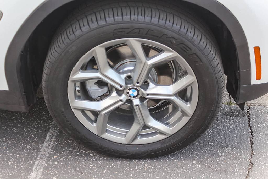 Thumbnail: 2023 BMW X3 - 21
