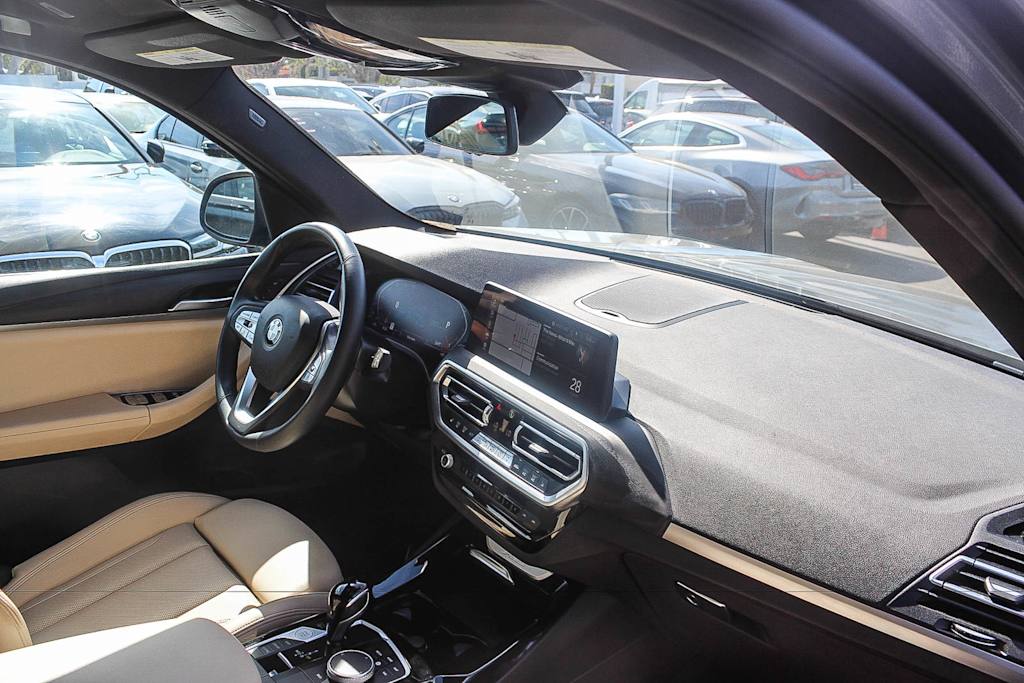 Thumbnail: 2024 BMW X3 - 11