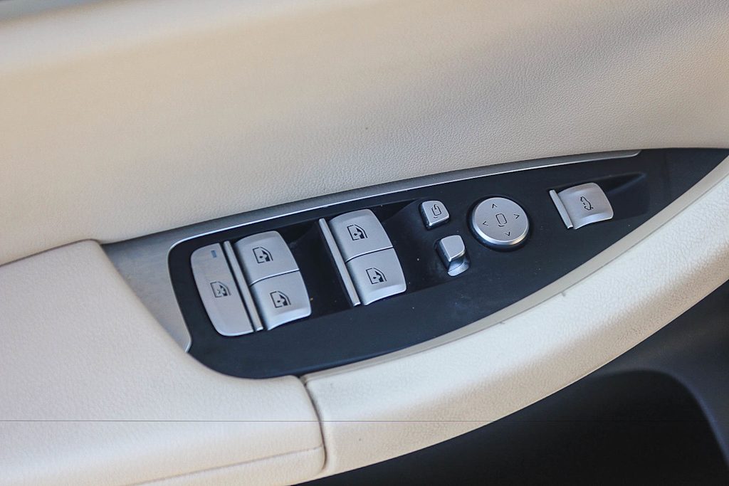Thumbnail: 2024 BMW X3 - 23