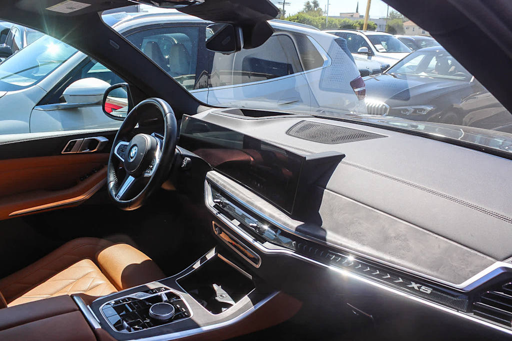 Thumbnail: 2024 BMW X5 - 12