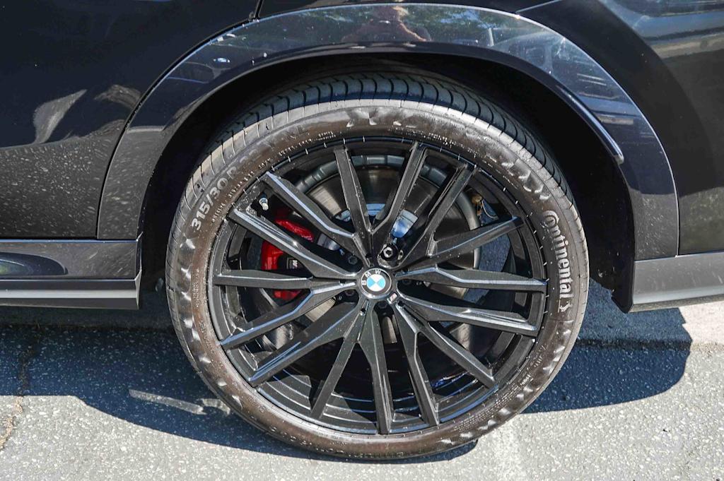 Thumbnail: 2024 BMW X6 - 21
